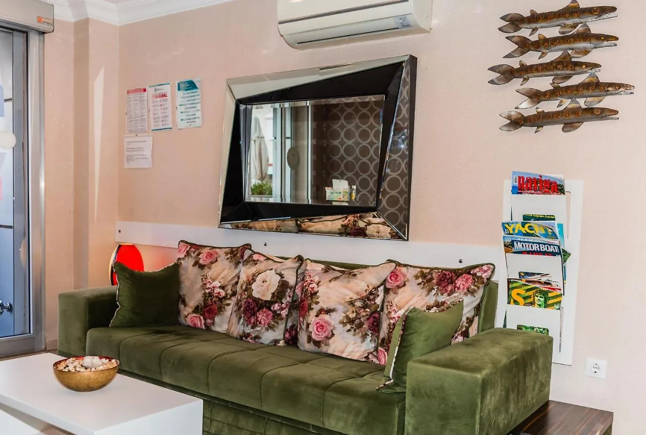 Eleven Hotel Çeşme 3*,  Türkiye